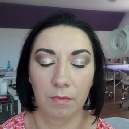 KURS MAKIJAŻU Z ELEMENTAMI WIZAŻU 24-25.07.2019